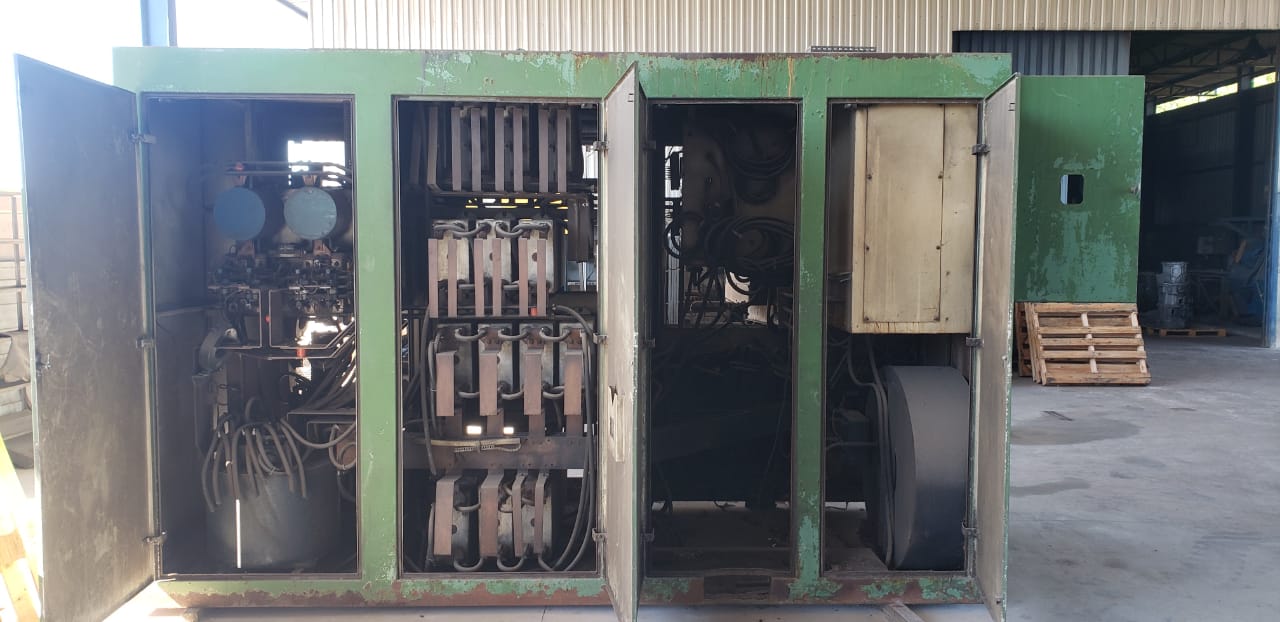 Forno de Fusão a Indução Usado/ Inductotherm - Cod 200905