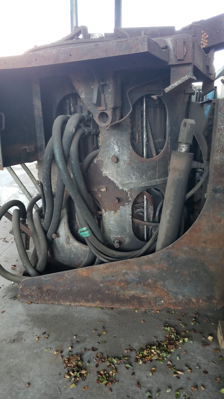 Forno de Fusão a Indução Usado/ Inductotherm - Cod 200905